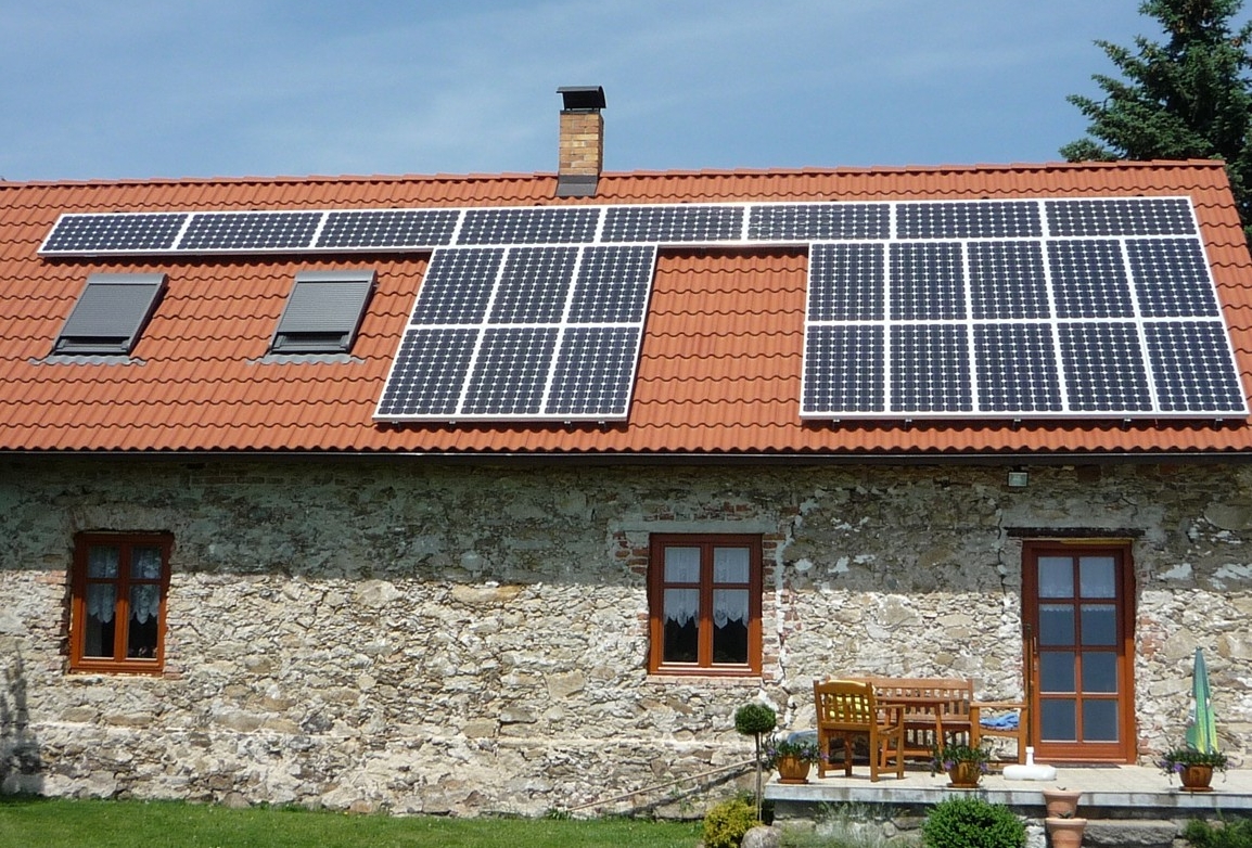 Instalace fotovoltaické elektrárny připojené na distribuční síť